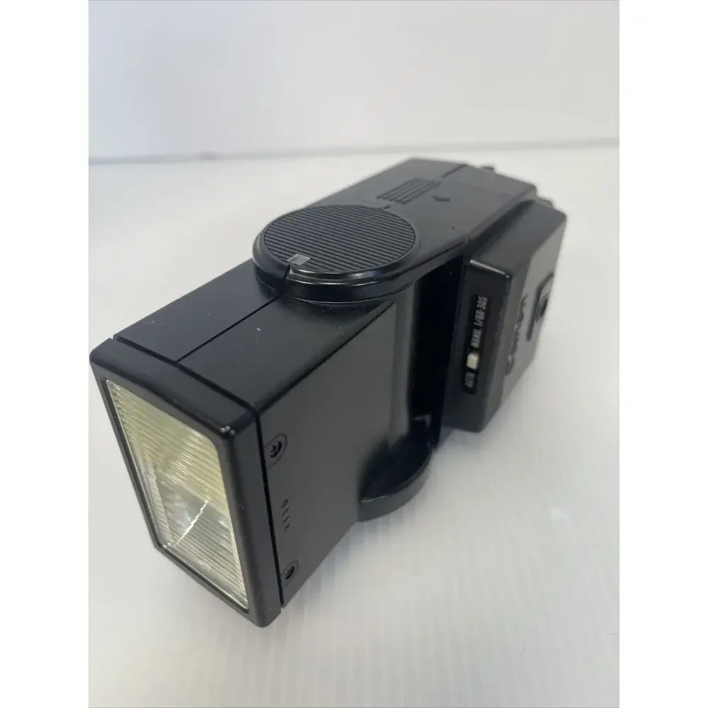 Canon Speedlite 199A Shoe Mount Flash for Canon W/ Case For Parts